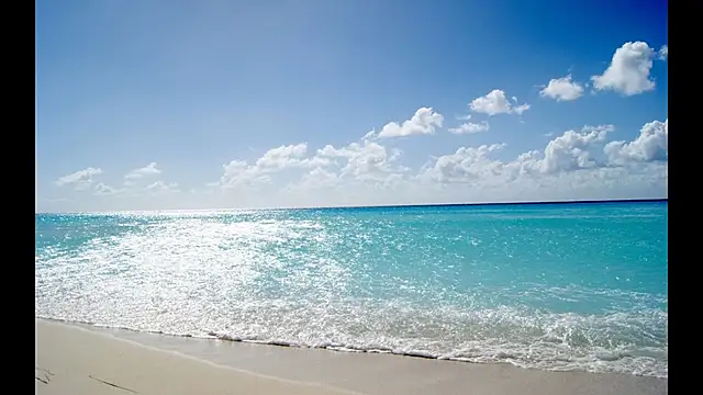 VibeQueenLucy online show from October 2, 4:34 pm