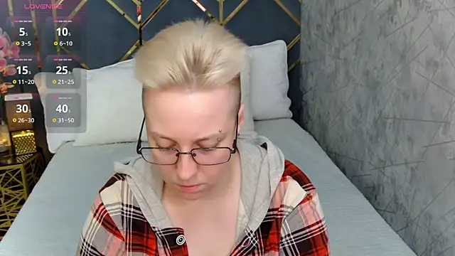 AlexandraGreen online show from November 15, 9:27 pm