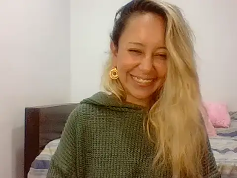 leah susman online show from November 8, 2:27 am