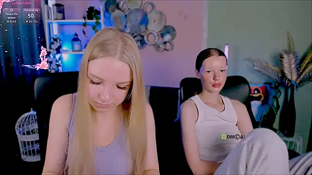 khloebeauty online show from September 22, 1:31 pm