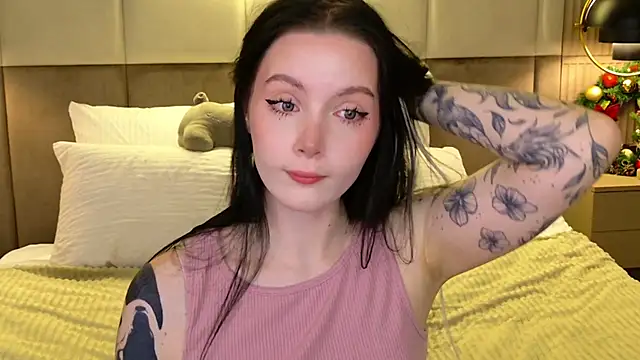 Goldy Stark online show from December 18, 8:35 pm