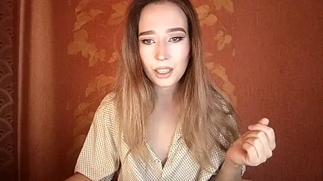 Awora Wolf online show from October 29, 9:24 am