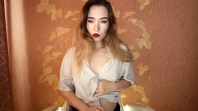 Awora Wolf online show from September 23, 9:18 am