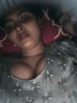 maskedlover321 online show from December 1, 5:15 pm