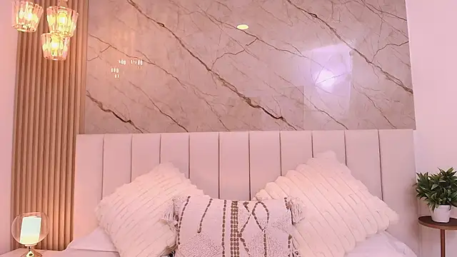 GraceMontgomery online show from September 26, 1:53 pm