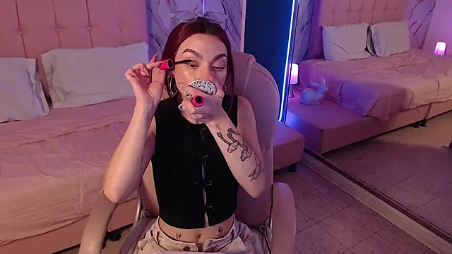 Red kytty6 online show from February 27, 3:28 am