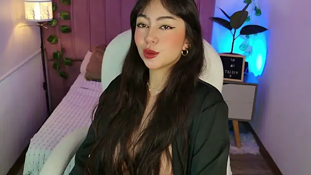Snapshot of VioletBlacke_ chatting on October 8, 2:54 pm VioletBlacke  online show from October 8, 2:54 pm