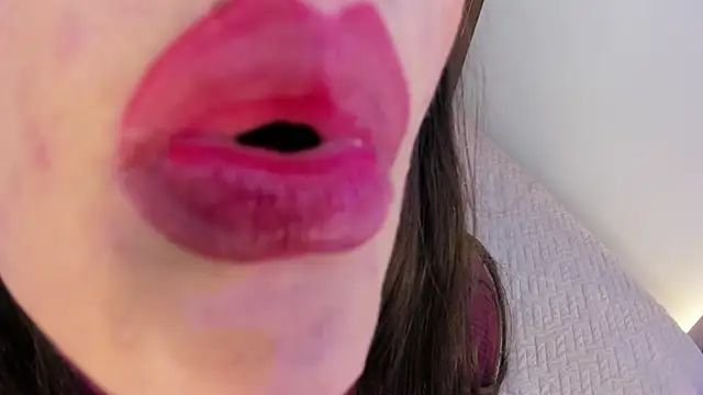 Roxie-NS online show from January 12, 1:27 pm