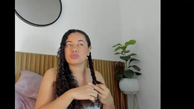 angie leonn online show from September 23, 12:03 pm