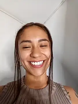 Liahdiaz  online show from November 19, 5:13 pm