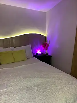 Vicky Saidi online show from December 20, 10:30 am