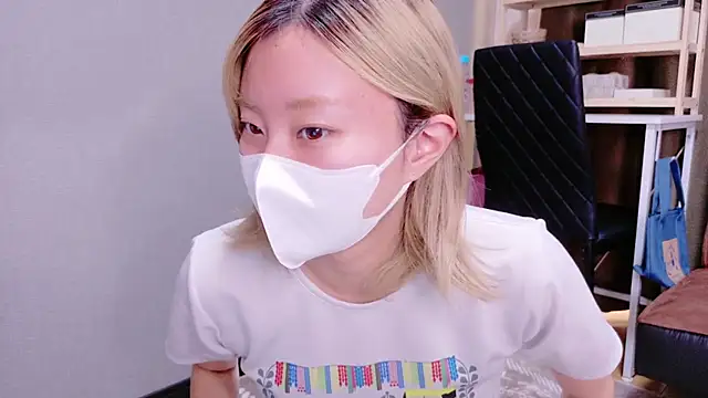 Nana  ch online show from October 24, 7:48 am