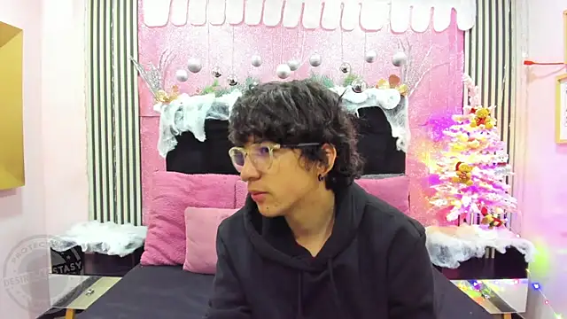 Desire Ecstasy online show from December 16, 6:03 pm