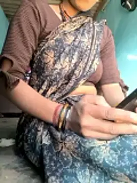 CUTGIRL76 online show from December 18, 3:39 pm