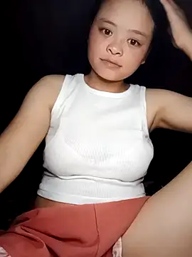 Snapshot of may__45 chatting on September 21, 1:10 pm may  45 online show from September 21, 1:10 pm