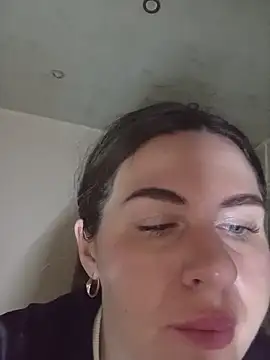 curlybunny socking4u online show from March 2, 3:17 am