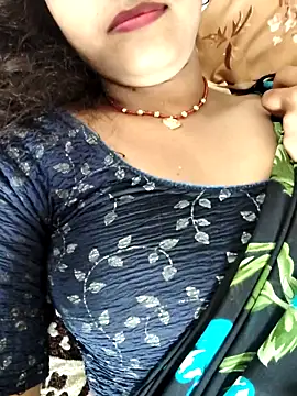 AnanyaKapoor89 online show from September 17, 5:49 am