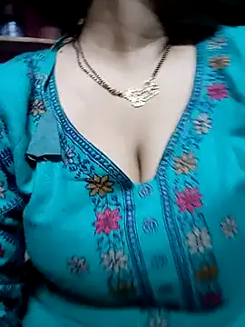 angry couplez online show from February 19, 7:30 am