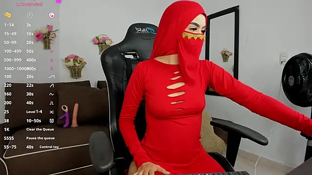 Zahra milks online show from October 15, 1:57 pm