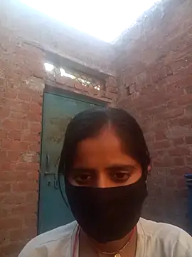 Sundari yadavv online show from December 17, 8:51 am