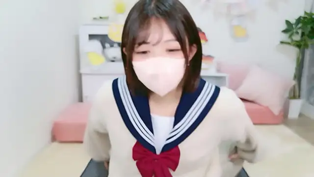 Hinata Sun online show from September 27, 10:55 am