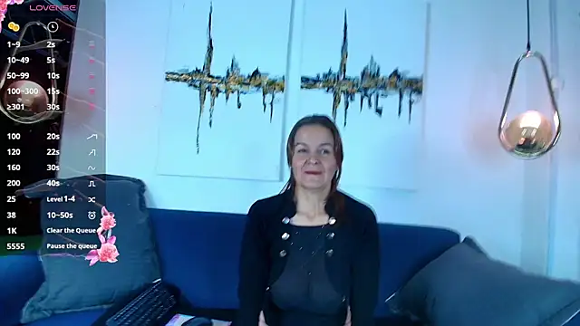 Snapshot of Susyhot_ chatting on October 6, 11:05 am Susyhot  online show from October 6, 11:05 am