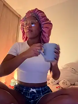 Snapshot of Sweet-Jade chatting on October 26, 8:54 am Sweet-Jade online show from October 26, 8:54 am