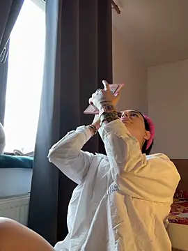 Snapshot of -RAHELA- chatting on October 14, 7:44 am -RAHELA- online show from October 14, 7:44 am