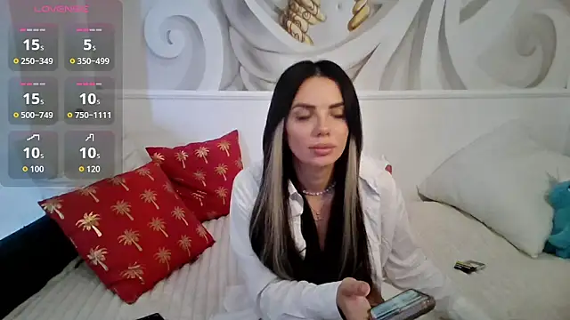 Snapshot of -RAHELA- chatting on September 19, 8:02 am -RAHELA- online show from September 19, 8:02 am