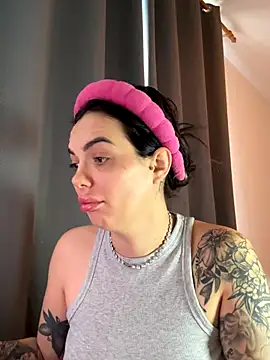 Snapshot of -RAHELA- chatting on October 15, 7:44 am -RAHELA- online show from October 15, 7:44 am