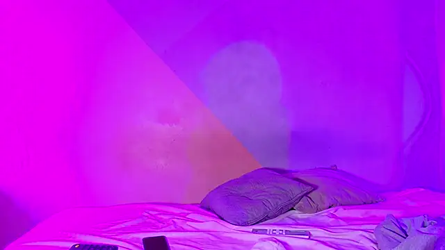 Laura and Kevin online show from October 2, 2:55 pm