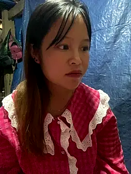 Snapshot of O_o_UwU_o_O chatting on September 13, 6:43 am O o UwU o O online show from September 13, 6:43 am