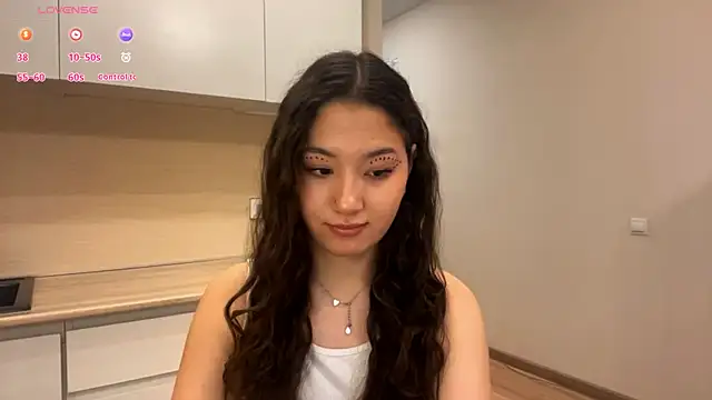 Sakuravice online show from December 15, 2:11 pm