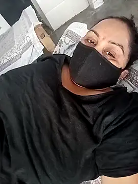 Snapshot of Rakhi_sawant143 chatting on September 20, 7:06 am Rakhi sawant143 online show from September 20, 7:06 am