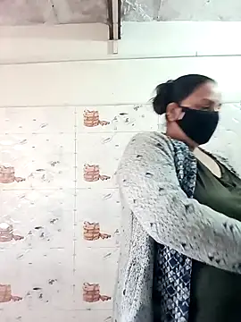 Rakhi sawant143 online show from December 16, 3:01 am