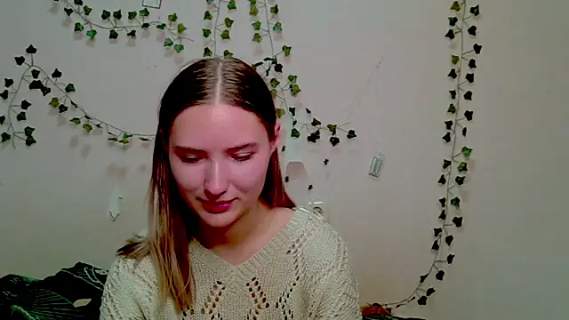  kikiclark   online show from November 15, 10:22 pm