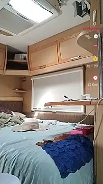 KittyXgoodass online show from October 12, 1:02 pm