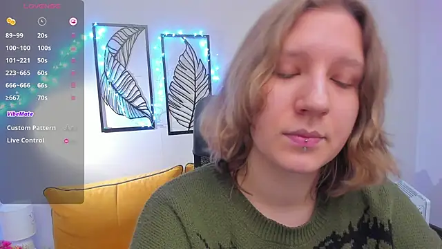 Hailey Foxy online show from December 21, 9:24 am