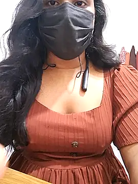 Snapshot of BeautyGirl_sara chatting on October 22, 1:16 pm BeautyGirl sara online show from October 22, 1:16 pm