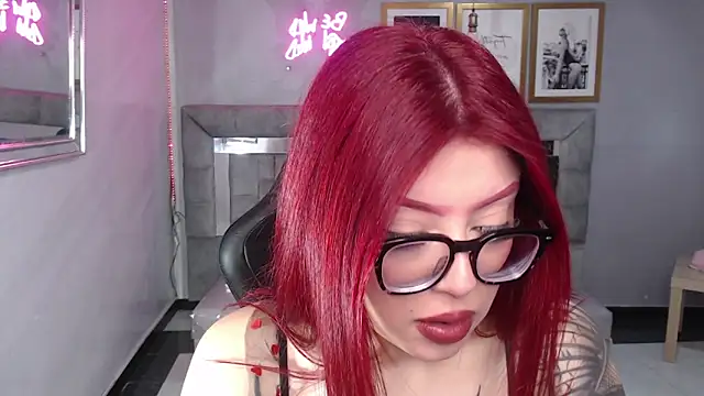 Red Bunny v online show from February 12, 1:24 pm