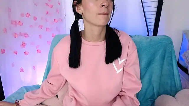 AuroraHans1 online show from February 10, 3:53 am