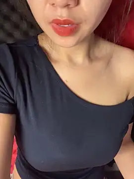 Yumii 09 online show from December 16, 9:09 pm