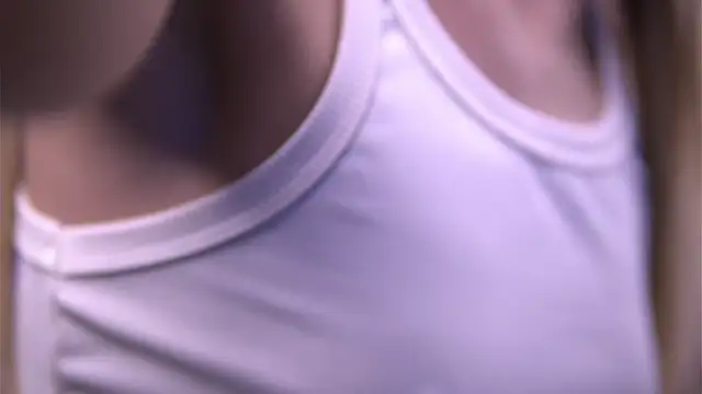 ElaraShine online show from September 11, 7:47 pm