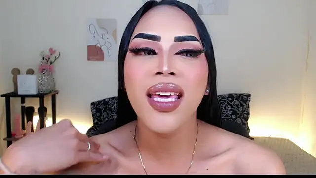 Lessandra Lust online show from October 10, 4:17 am