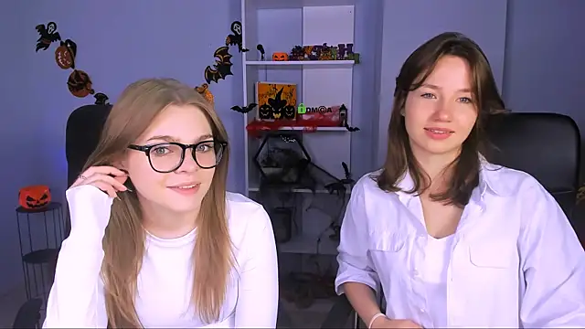 veronica bubble online show from October 25, 7:32 pm