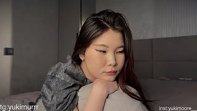 iamyuki online show from February 28, 9:09 am