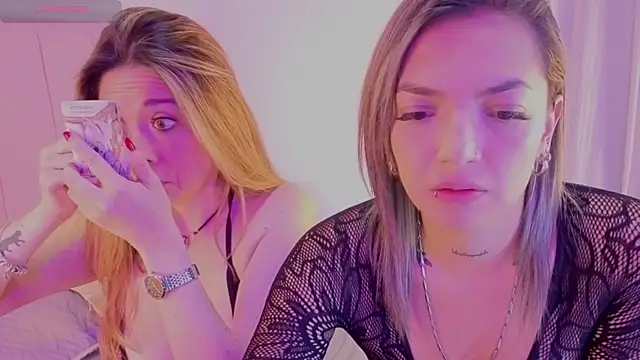 Hanna and samantha online show from October 5, 7:41 pm