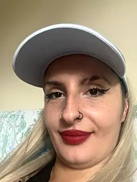 Snapshot of Sexy_Bulgarian_woman chatting on October 12, 9:12 am Sexy Bulgarian woman online show from October 12, 9:12 am