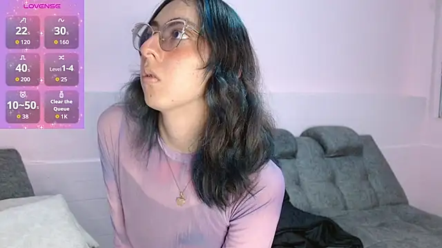 AnnieSparkle online show from October 31, 2:13 am