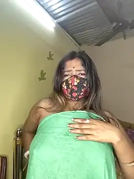 Love143A online show from February 27, 4:34 am